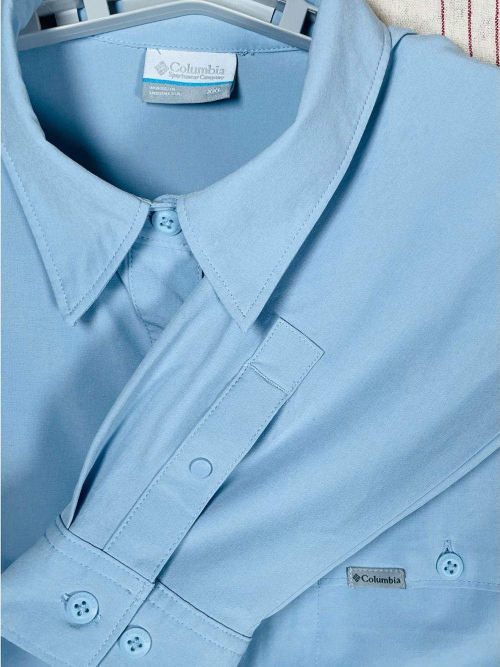Columbia Lightweight Omni-Wick Light Blue Long-Sleeve Button Shirt